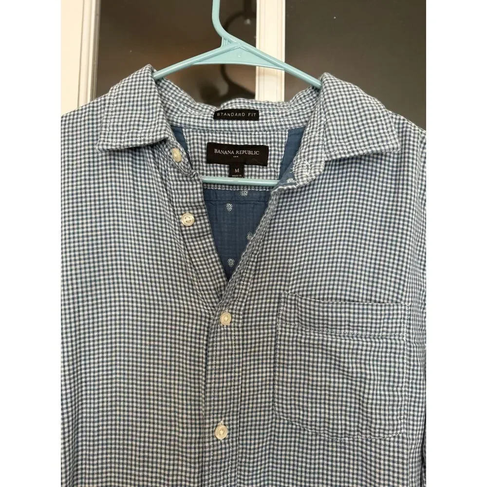 Banana Republic Men’s Standard Fit Button Down Shirt Blue Check Cotton Size M